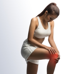 Girl Needing Knee Pain Massage In York